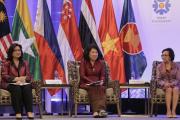Prof Dr Mely Caballero-Anthony from NTU, former Minister of Trade for Indonesia Hon Prof Dr Mari Elka Pangestu, and former Secretary of Foreign Affairs for the Philippines Amb Delia Domingo-Albert on stage for the panel discussion